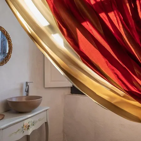 Castello Di - Relais & Bed & Breakfast *